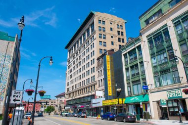 507 Main Caddesi 'ndeki Park Plaza Binası Worcester, Massachusetts MA şehir merkezindeki belediye binasının yanında.. 