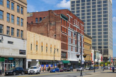 Tarihi Takip Binası 22 - 38 Front Caddesi, Worcester, Massachusetts MA, ABD merkezindeki Commercial Street 'te.. 