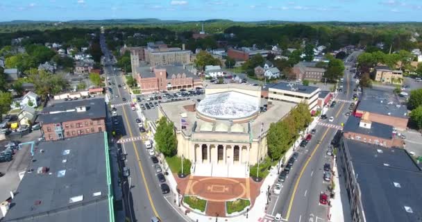 Rathaus Luftaufnahme Der Innenstadt Von Framingham Massachusetts Usa — Stockvideo
