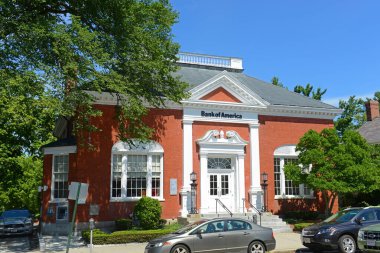 Concord Tarih Merkezi, Massachusetts MA, ABD 'deki 52 Main Caddesi' ndeki tarihi binadaki Bank of America.