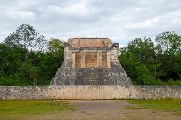 Templo Norte Corte Pelota Juego Pelota Sitio Arqueológico Chichén Itza — Foto de Stock