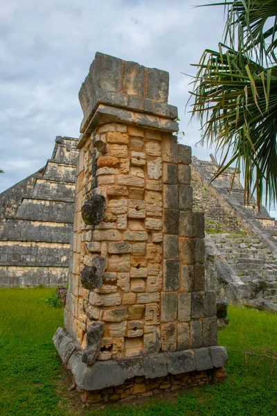 Tumba Del Gran Sacerdote Túmulo Sumo Sacerdote Chichen Itza Sítio — Fotografia de Stock