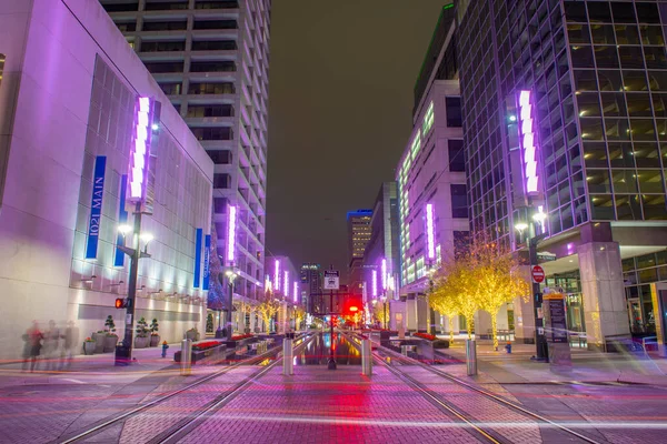 Houston Şehir Merkezi Gece Sahnesi Mckinney Caddesi Nde Houston Teksas — Stok fotoğraf