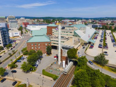Massachusetts MA, ABD 'deki 123 Summer Caddesi' ndeki Saint Vincent Hastanesi hava görüntüsü.. 