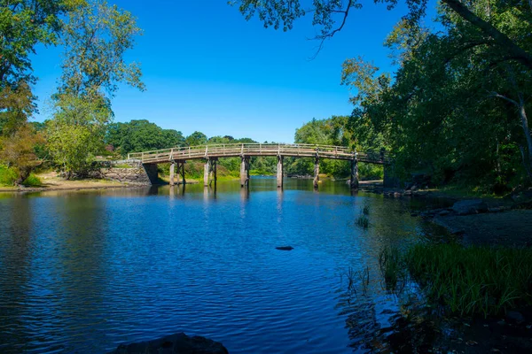 Old North Bridge Memorial Obelisk Minute Man National Historical Park — Fotografia de Stock