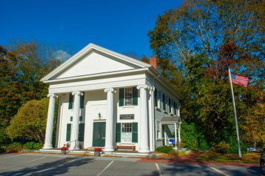 Lincoln Old Town Hall ve ABD Posta Ofisi Lincoln, Massachusetts MA 'nın tarihi şehir merkezinde 17 Lincoln Road, ABD. 