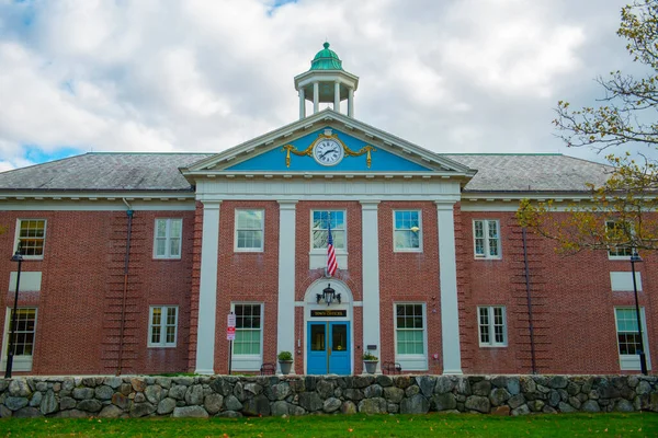 Lincoln Town Hall Lincoln Road Historic Town Centre Lincoln Massachusetts — стоковое фото