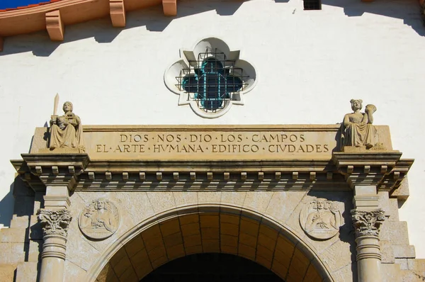 Palacio Justicia Del Condado Santa Bárbara Edificio Estilo Colonial Español — Foto de Stock