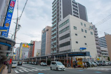 Japonya 'nın Osaka şehrindeki Naniwa bölgesinde, Nipponbashi Bölgesi, Nipponbashi 4' teki Sakai Suji Caddesi 'ndeki modern ticari binalar.. 