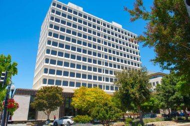 Mountain Bay Plaza 444 Castro Caddesi 'ndeki tarihi şehir merkezi Mountain View, California CA, ABD. 