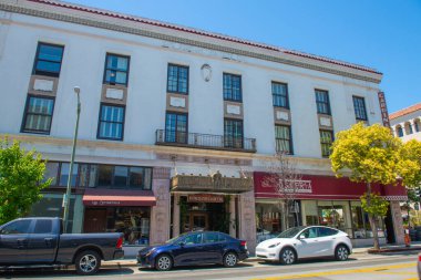 Cardinal Hotel Palo Alto 'nun tarihi şehir merkezinde 235 Hamilton Bulvarı, Kaliforniya CA, ABD. 