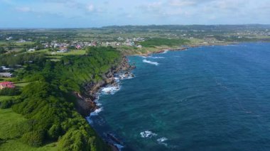 Bahar Koyu 'nun tarihi Marley Vale, Saint Philip, Barbados köyündeki Ragged Point' teki hava manzarası.