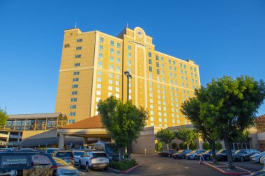 Hilton Hotel Modesto 'nun DoubleTree' si tarihi Modesto şehir merkezinde 1150 9. caddede, Kaliforniya CA, ABD.