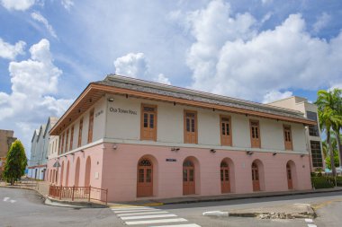 Bridgetown, Barbados 'un tarihi şehir merkezinde, Cheapside Yolu' ndaki eski belediye binası. Tarihi Bridgetown ve Garnizonu UNESCO 'nun Dünya Mirası Bölgesi.