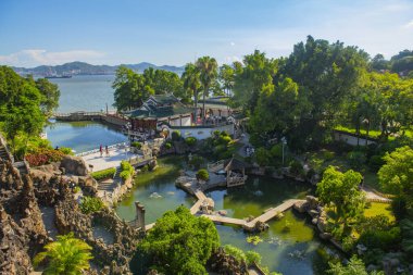 Shuzhuang Garden, Çin 'in Fujian Eyaleti' nin Xiamen şehrinin tarihi Siming Bölgesi 'nde, Gulangyu (Kulangsu) tarihi konağı olan tarihi bir Çin tarzı deniz manzarası bahçesidir. Gulangyu UNESCO 'nun Dünya Mirası Bölgesi.