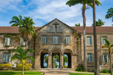 Codrington Koleji, Barbados, Saint John 'da bulunan bir Anglikan teoloji koleji. Bu üniversite Amerika 'daki en eski Anglikan ilahiyat okullarından biridir..