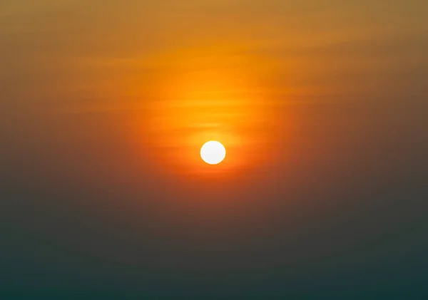 Beautiful Sun Setting Shone Orange Light Sky Copy Space Selective — Stock Photo, Image