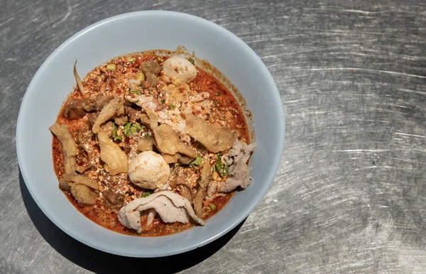 Egg Noodles Thai Spicy Soup Braised Pork Pork Balls Fatty — Stockfoto