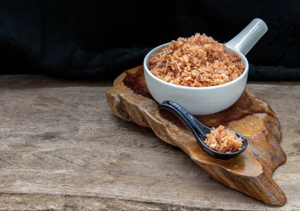 Pasta Camarones Con Gambas Secas Tazón Cerámica Blanco Sobre Tabla —  Fotos de Stock