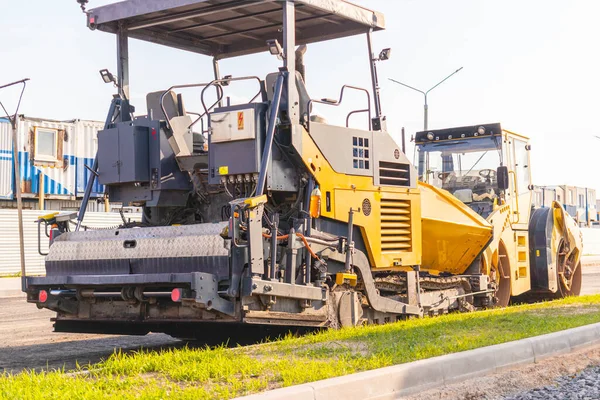 Asphalt Paving Equipment Asphalt Paver Heavy Vibratory Roller Construction New — Stock Photo, Image