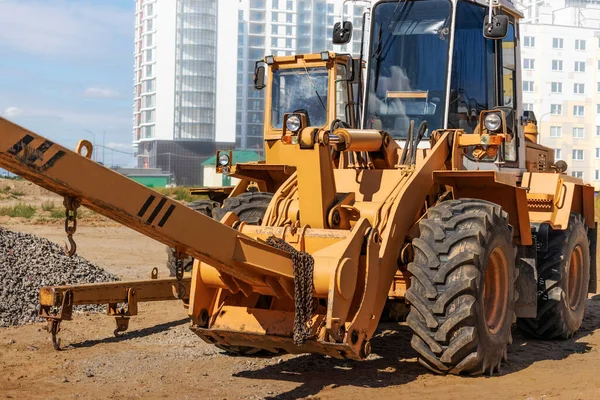 Potente Pala Gommata Trasporto Merci Ingombranti Nel Cantiere Una Moderna — Foto Stock