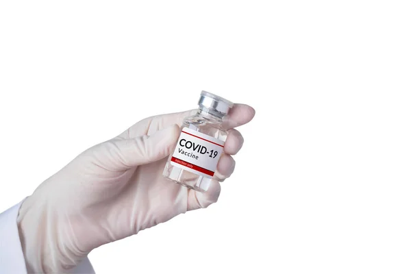 Coronavirus Covid 19疫苗和免疫概念 用白色手套盛放注射用疫苗瓶 在白色背景下隔离 供医疗用 大流行期间的化验室药检 — 图库照片