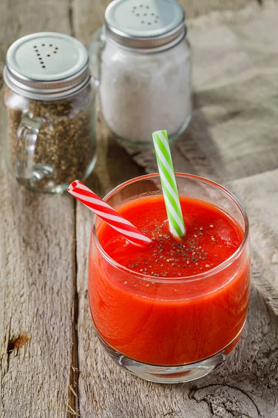 Jus Tomate Tomates Tranchées Sur Une Table — Photo