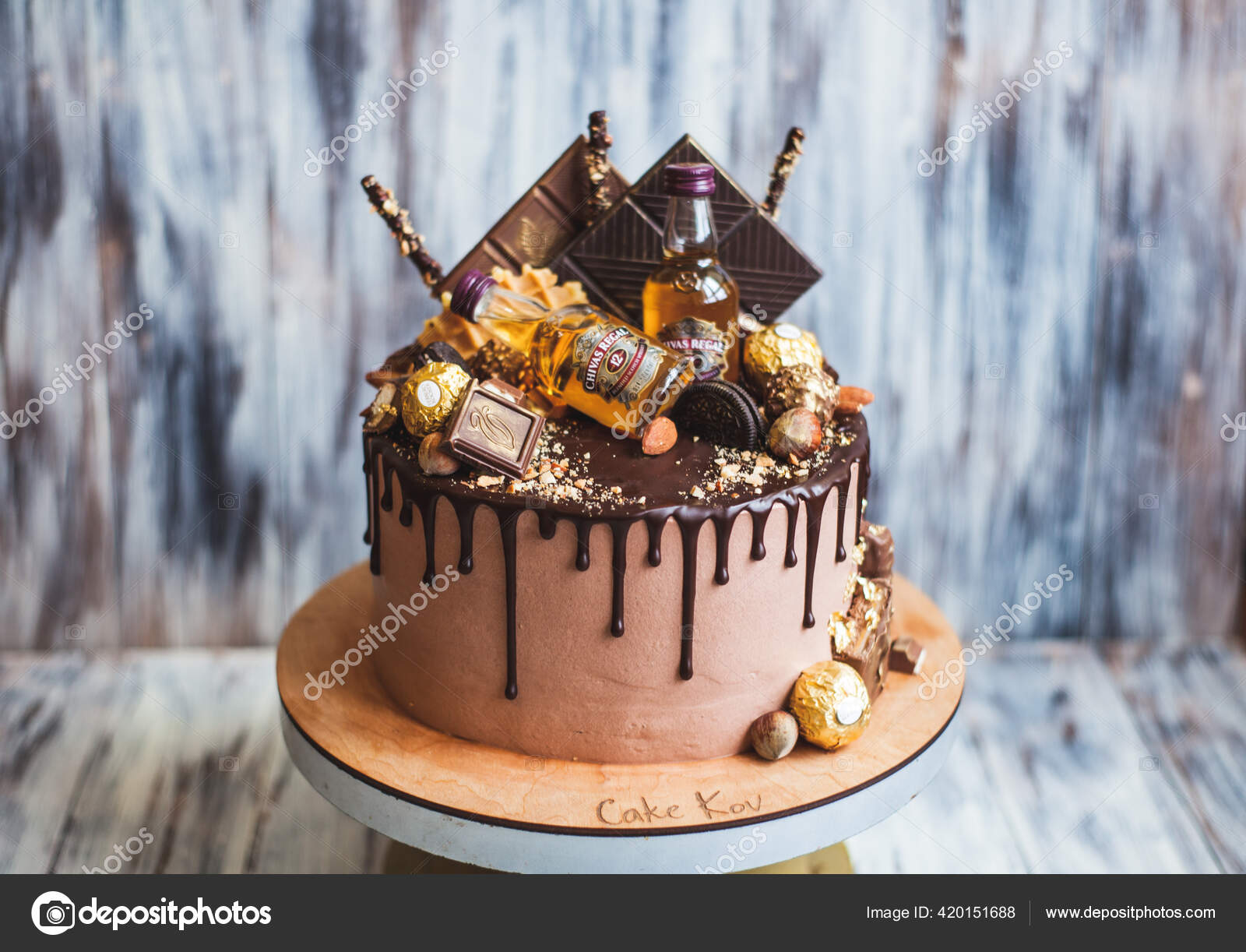 Männer Geburtstagstorte Chivas Whisky Mit Schokolade – Stockfoto
