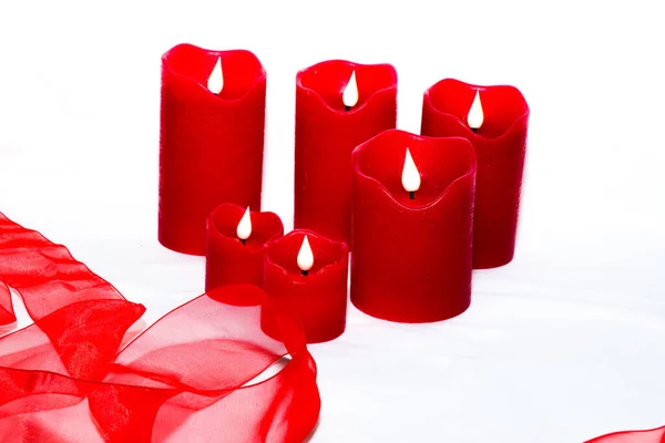 红色的蜡烛 红色的带子 — 图库照片