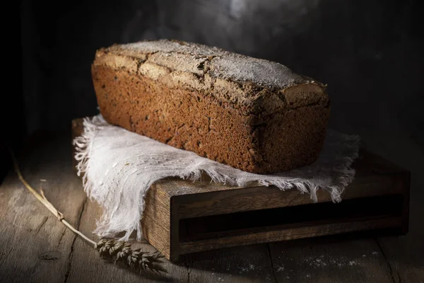 Fresh Rye Bread Rustic Table — Stock Photo, Image