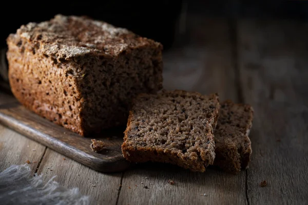 Sliced Rye Bread Rustic Table — Stock Photo, Image