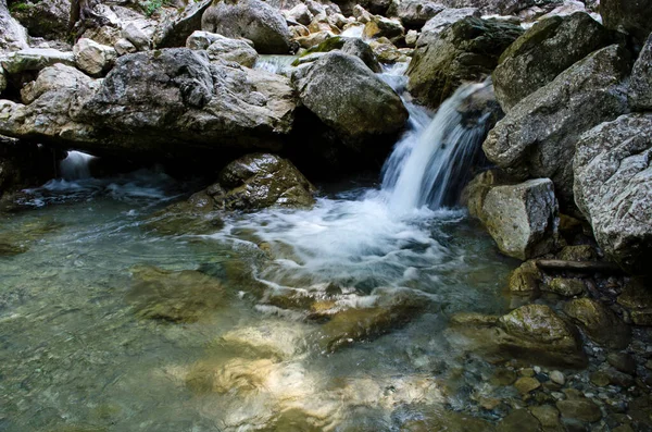 Waterfalls at the Neuschwanstein castle, Bavaria Germany. — Stock Photo, Image