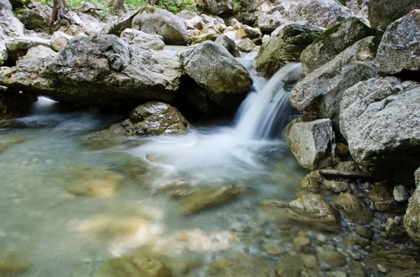 Waterfalls at the Neuschwanstein castle, Bavaria Germany. — Stock Photo, Image