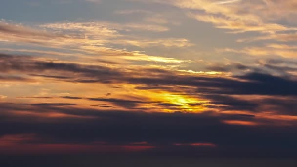 云在海面之上的日落的间隔拍摄电影 — 图库视频影像