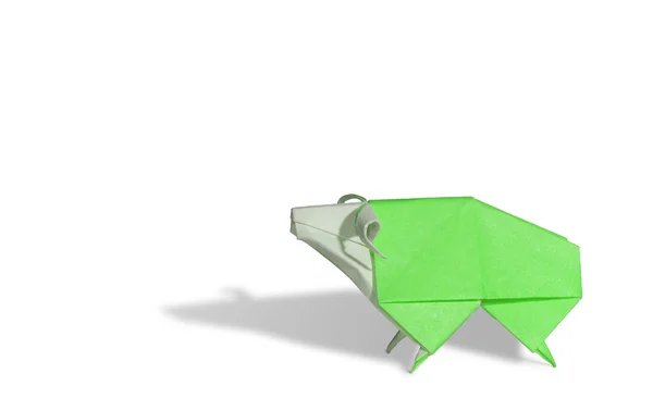 Grüne Origami-Schafe isoliert auf weiß — Stockfoto
