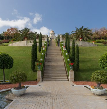Bahai Tapınağı ve Haifa bahçelerinde