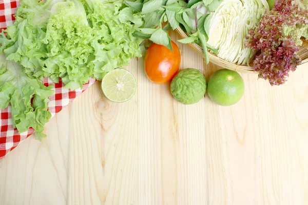 metin için yer ile taze sebze