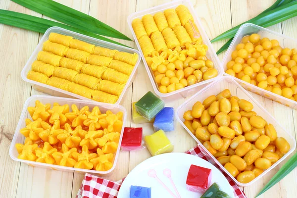 Tay tatlı, renkli görünüm ve farklı tatlar.