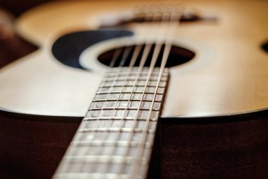 Grunge akustik gitar
