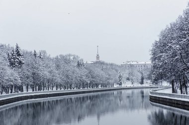 Beyaz Rusya 'nın başkenti Minsk' in kış manzarası.