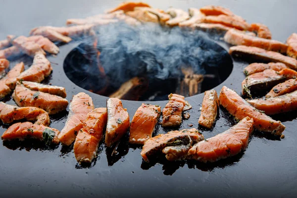 Imagem Peixe Frito Pedaços Filé Peixe Frito Fogo — Fotografia de Stock