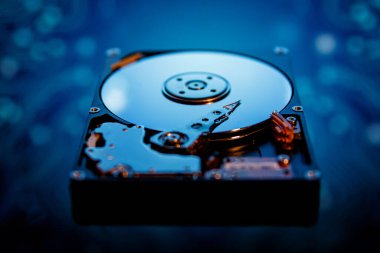 Hardisk dahili mekanizma donanımını kapat.