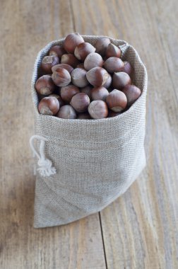 Pamuk Çanta içinde fındık.