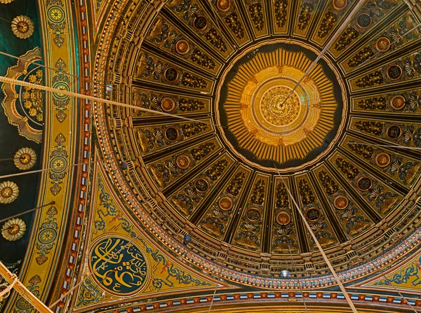 Украшенный потолок, Великая мечеть, Каирская цитадель — стоковое фото