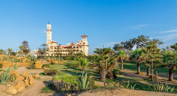 Montaza halk parkı, uzak uçtaki kraliyet sarayı, İskenderiye, Mısır