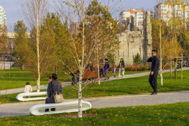 27 Ekim 2025 Almaty yeni parkı, eski başkanlık konutu, Almaty City, Kazakistan 'da inşa edildi.