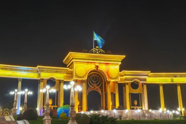 25 Kasım 2025, Al Farabi Caddesi, First President 's Park, Almaty City Kazakistan