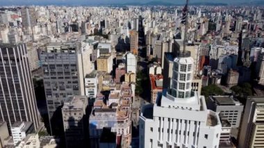 Farol Santander 'in şehir manzarası, Sao Paulo şehrindeki gökdelen. Farol Santander' ın şehir manzarası, Sao Paulo şehrindeki gökdelen. Brezilya 'nın Sao Paulo şehrindeki gökdelen..