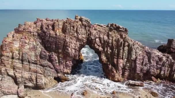 Holed Stein Blick Jericoacoara Strand Ceara Brazil Pedra Furada Szene — Stockvideo