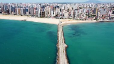 Fortaleza sahilinin şehir merkezi manzarası, Ceara, Brezilya. Coastal Bulvarı manzarası. Fortaleza Sahili, Ceara, Brezilya şehir merkezi manzarası. Coastal Bulvarı manzarası. Fortaleza Sahili, Ceara, Brezilya şehir merkezi manzarası. Coastal Avenue sahnesi.